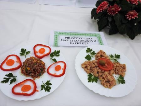 Tekmovanje kuharjev amaterjev v pripravi zdravih jedi (solat) 48